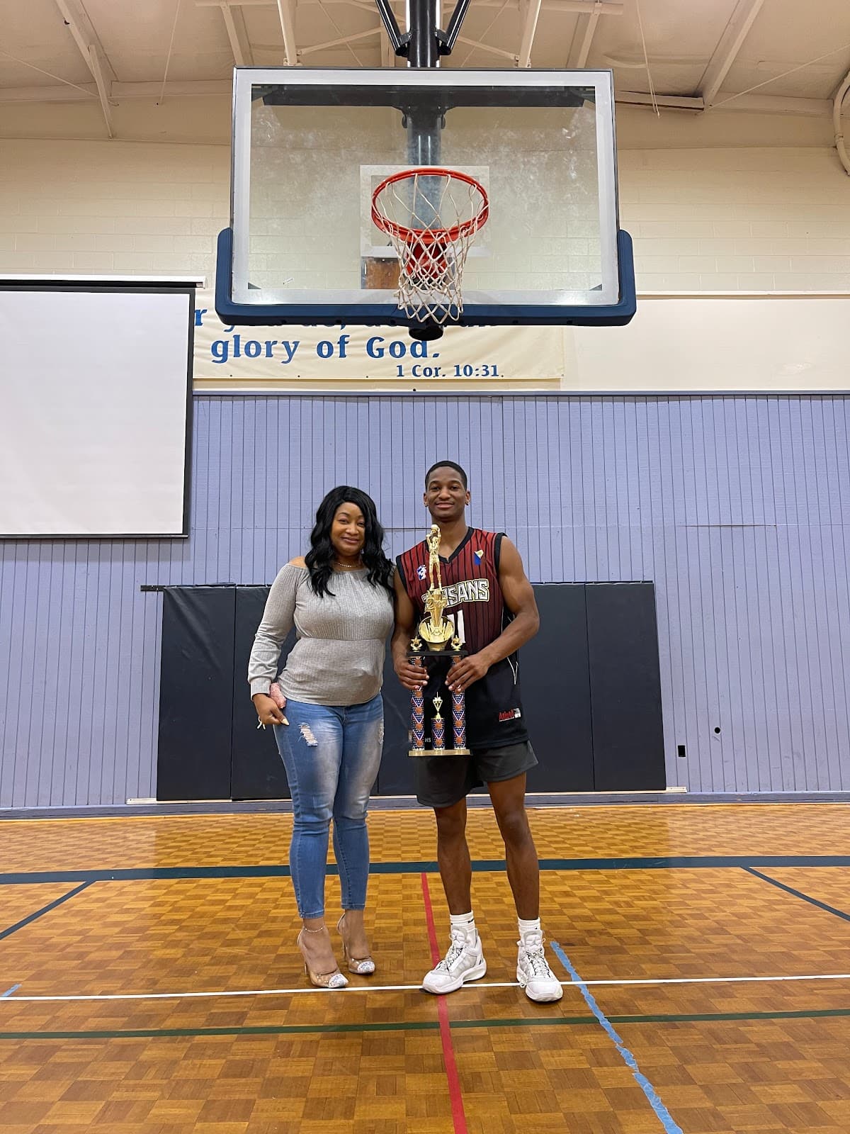 Coach Zay - Founder of Mindful Hoops